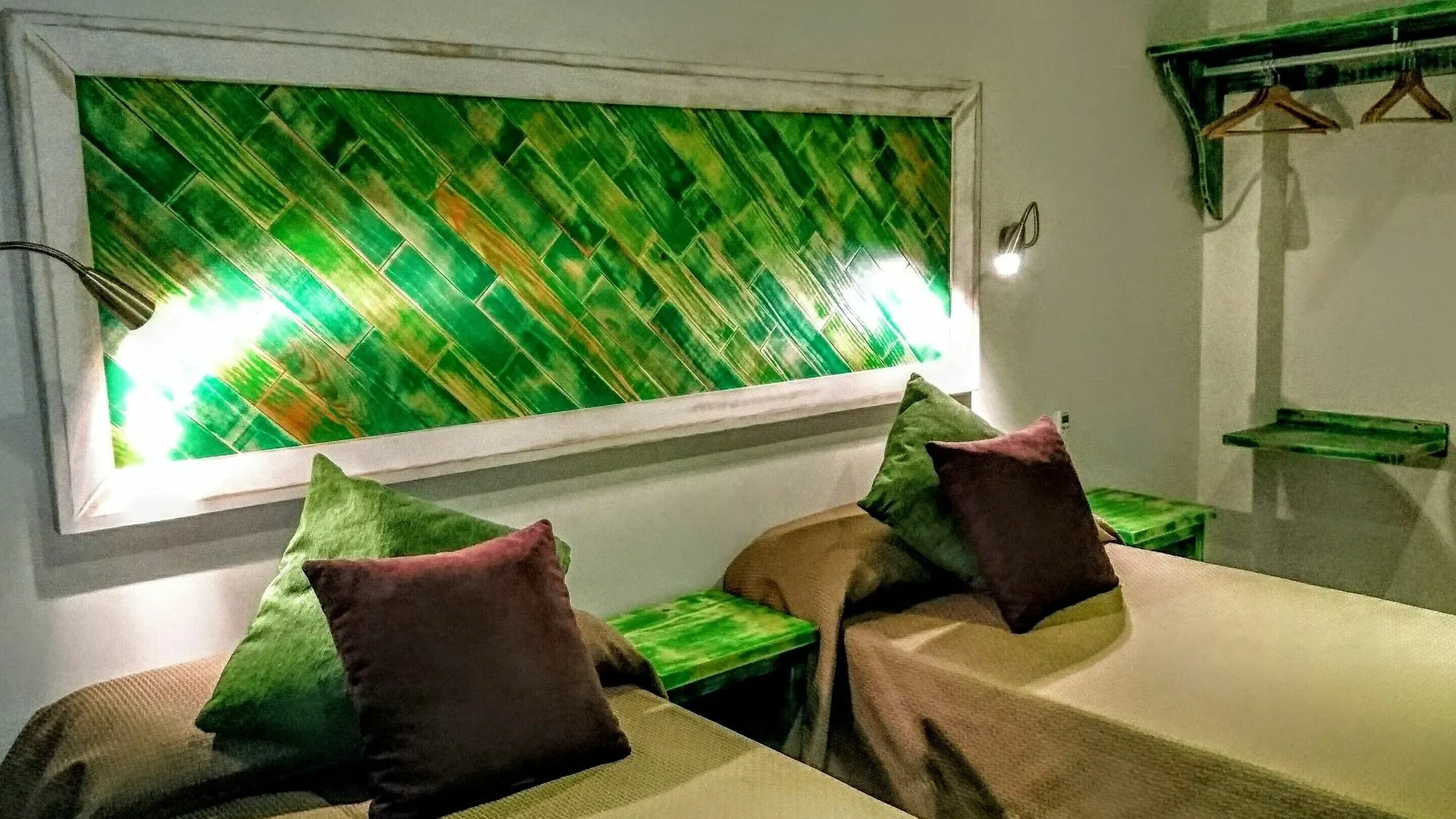 Hostel Hostal El Gallo Marbella