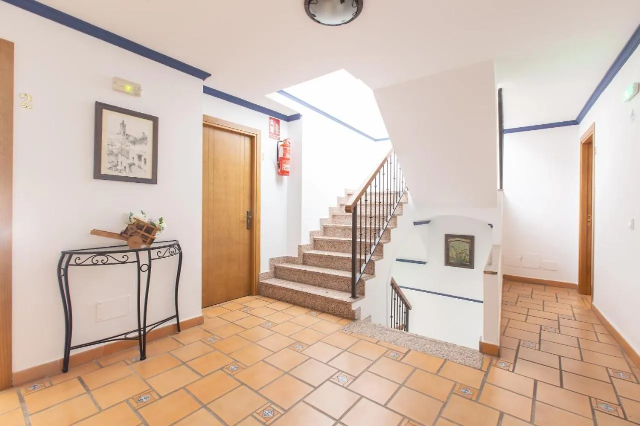 Hostal El Gallo Marbella Hostel